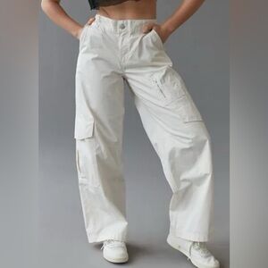 BDG Low-Rise 100% Cotton Cream Cargo Pants
